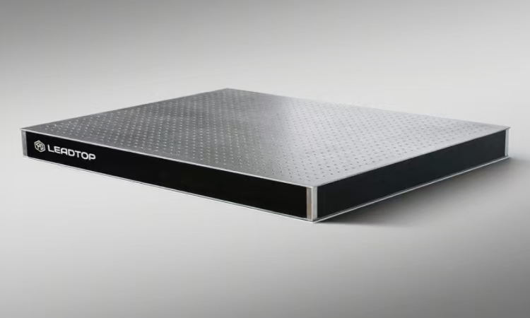 蜂窝内芯光学平台台板MOT-F系列实物图